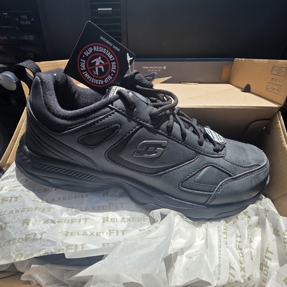 Skechers Womens Black Slip-Resistant Sneakers 10 Wide - Picture 1 of 8